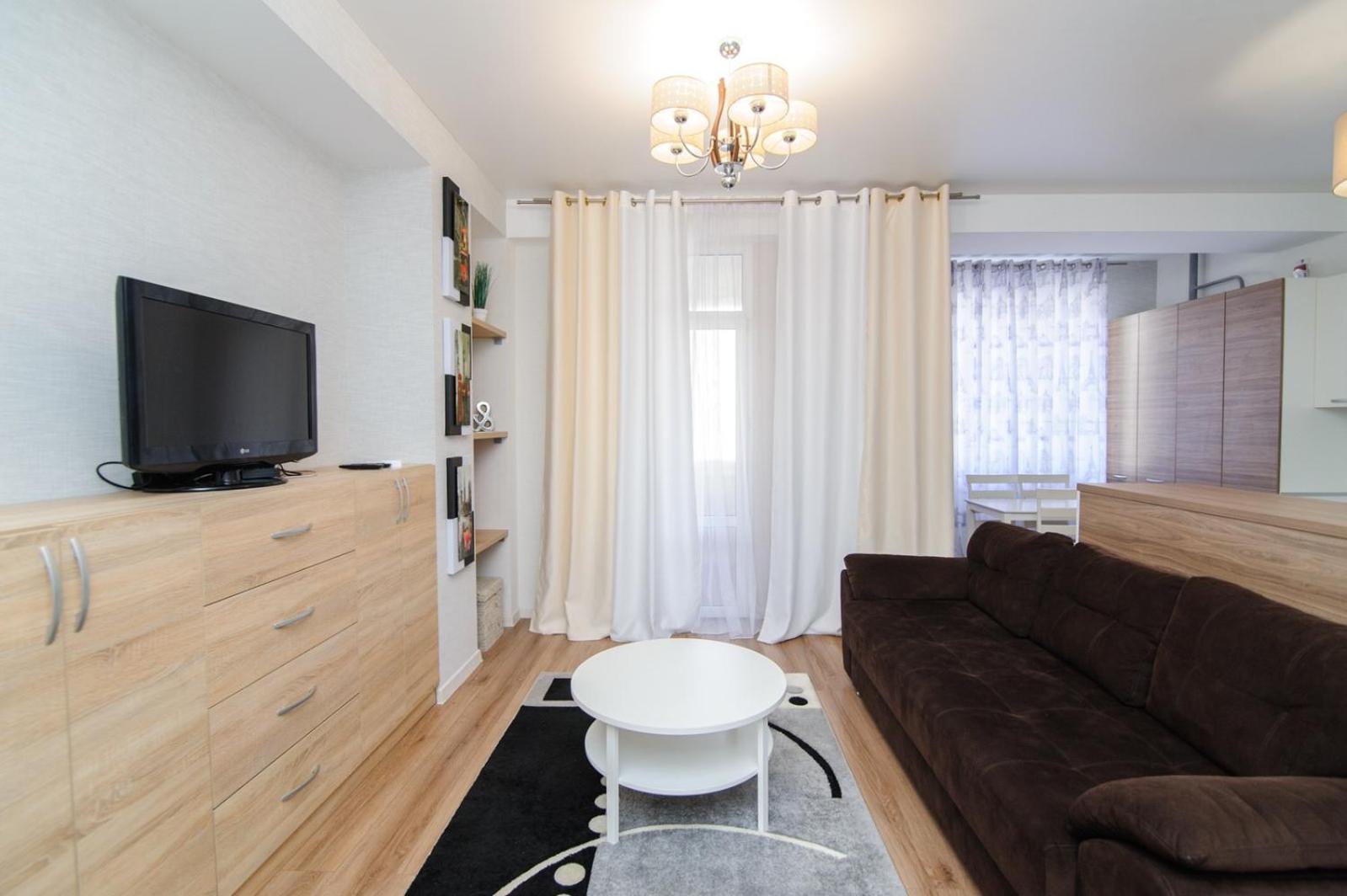 Extra Grand Lev Tolstoi Two Bedrooms Chisináu Exterior foto