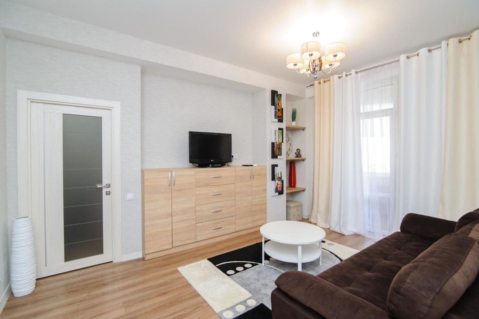 Extra Grand Lev Tolstoi Two Bedrooms Chisináu Exterior foto