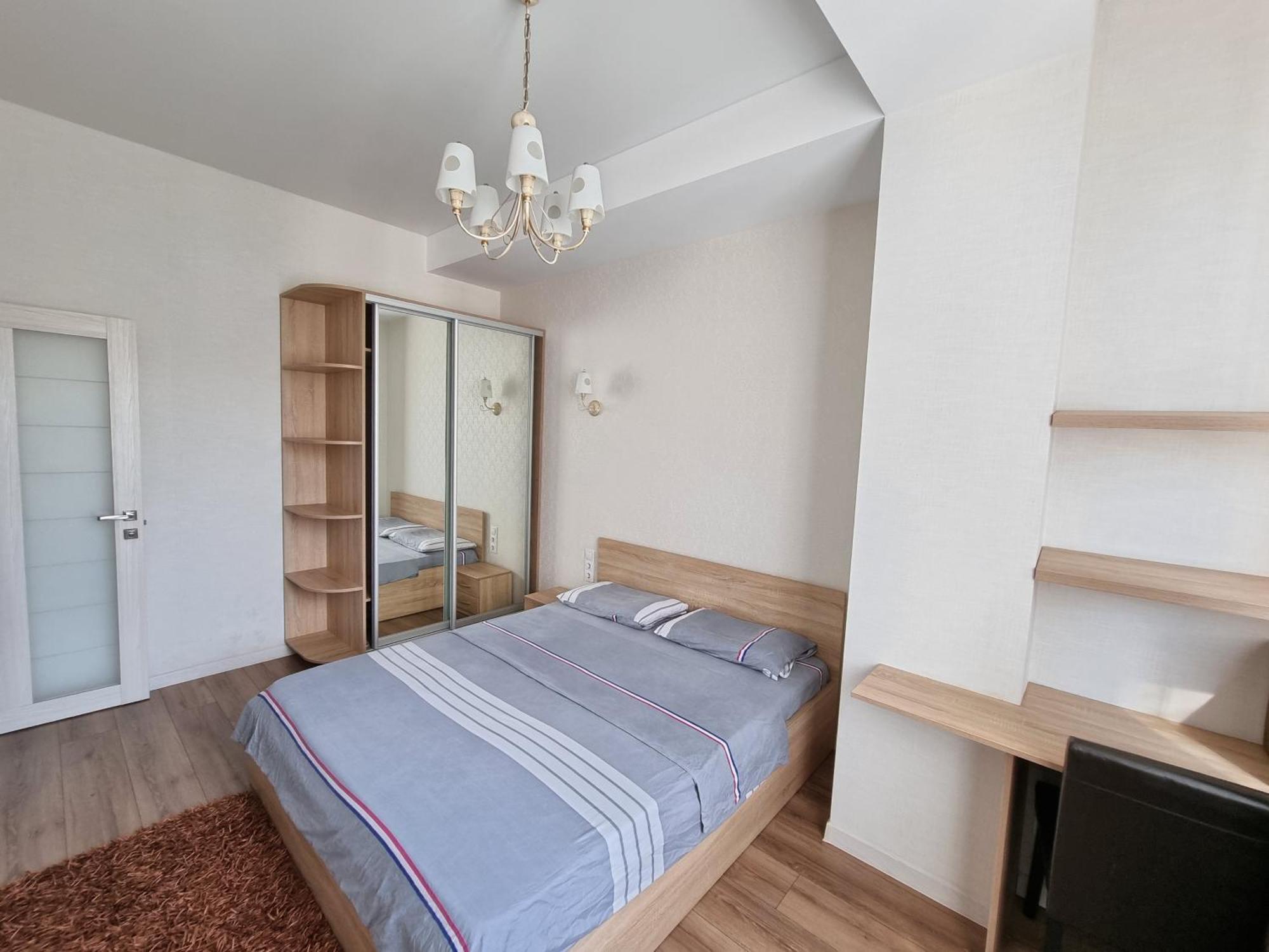 Extra Grand Lev Tolstoi Two Bedrooms Chisináu Exterior foto